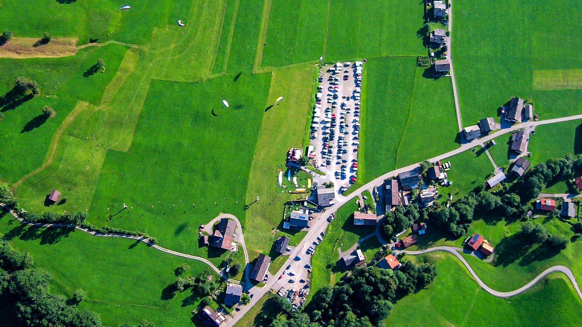 TannheimerTal_Landeplatz Landeplatz aus der Luft Neunerköpfle